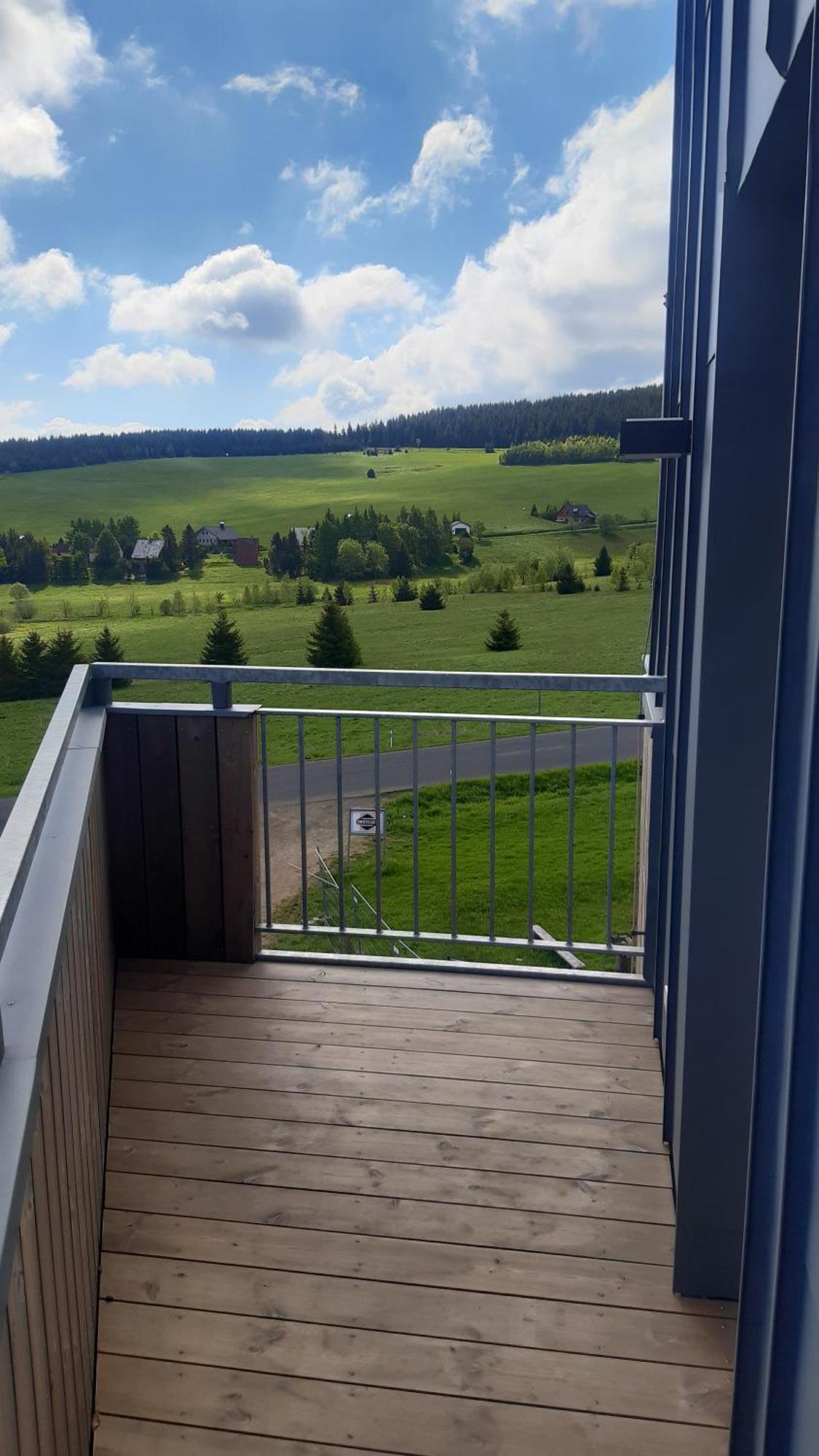 Mezonetovy Apartman Se Dvema Balkony A Vyhledem Loučná pod Klínovcem Eksteriør bilde